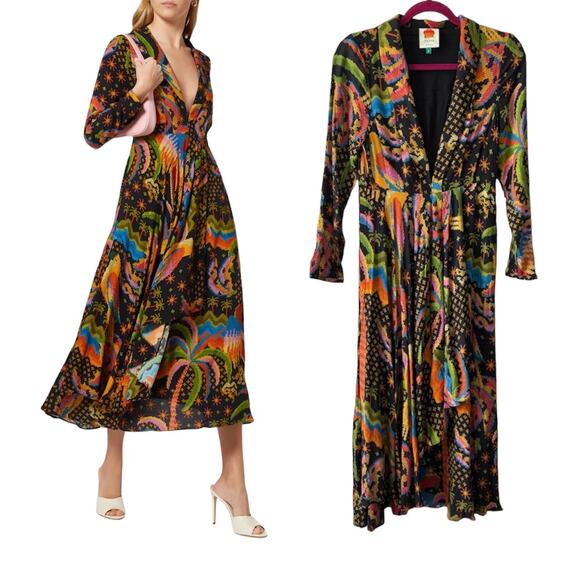 Farm Rio Macaw Island Tropical Cross StitchPrint Long Sleeve Flowy Maxi Dress S